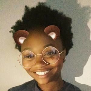 Meet your Posher, Marissa